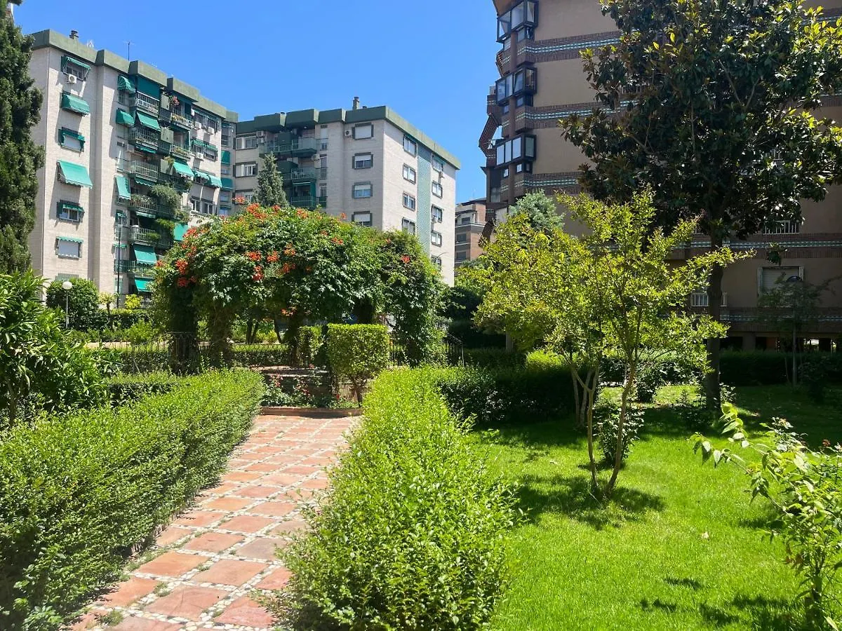 Piso Junto Palacio Congresos Y Metro, Centrico Con Piscina Granada 0*,  Spanien