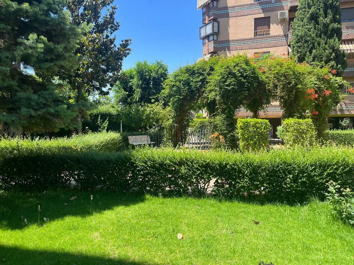Apartment Piso Junto Palacio Congresos Y Metro, Centrico Con Piscina Granada Spanien